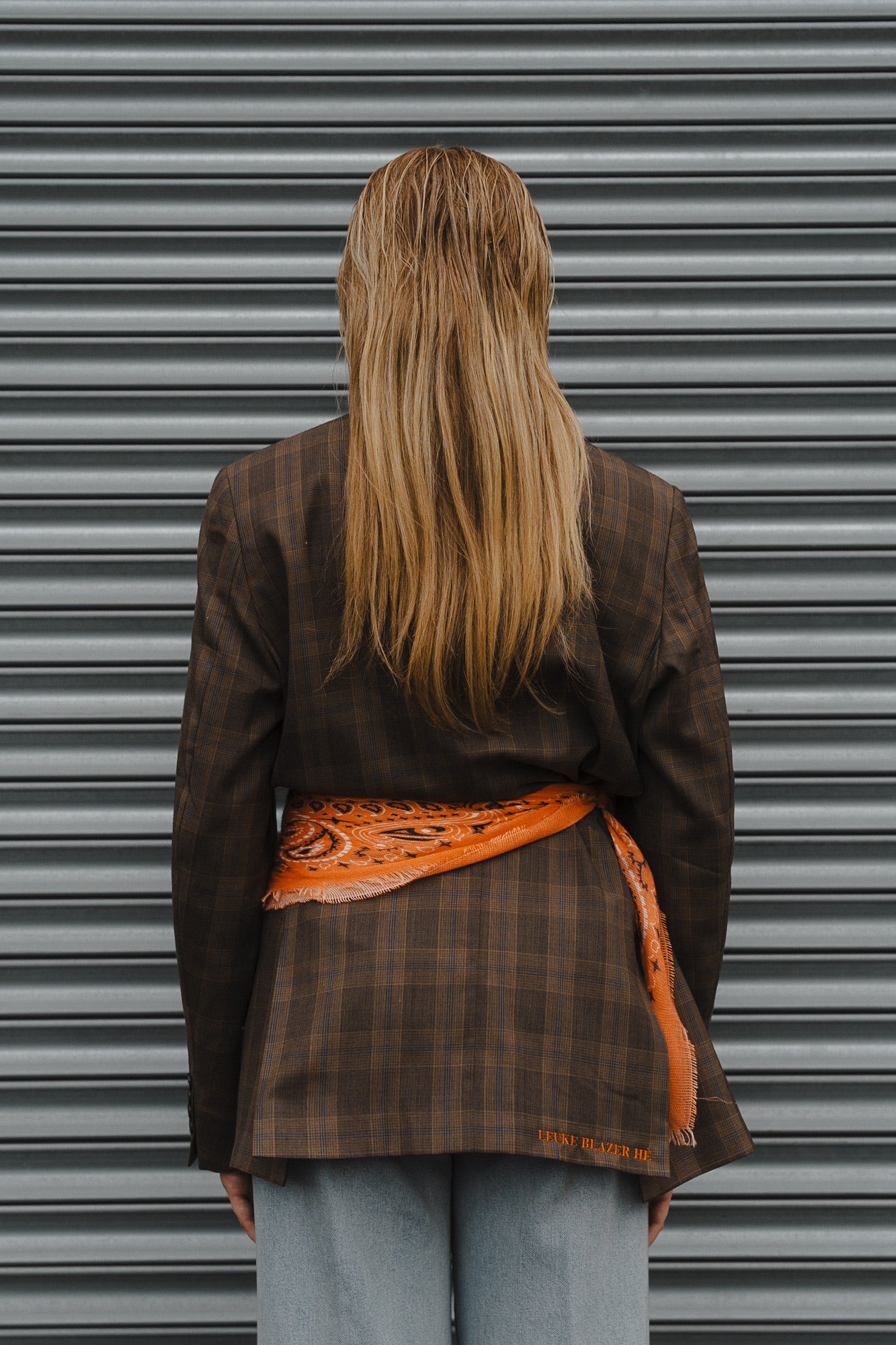Serving royal energy blazer #15, size L, brown diamond