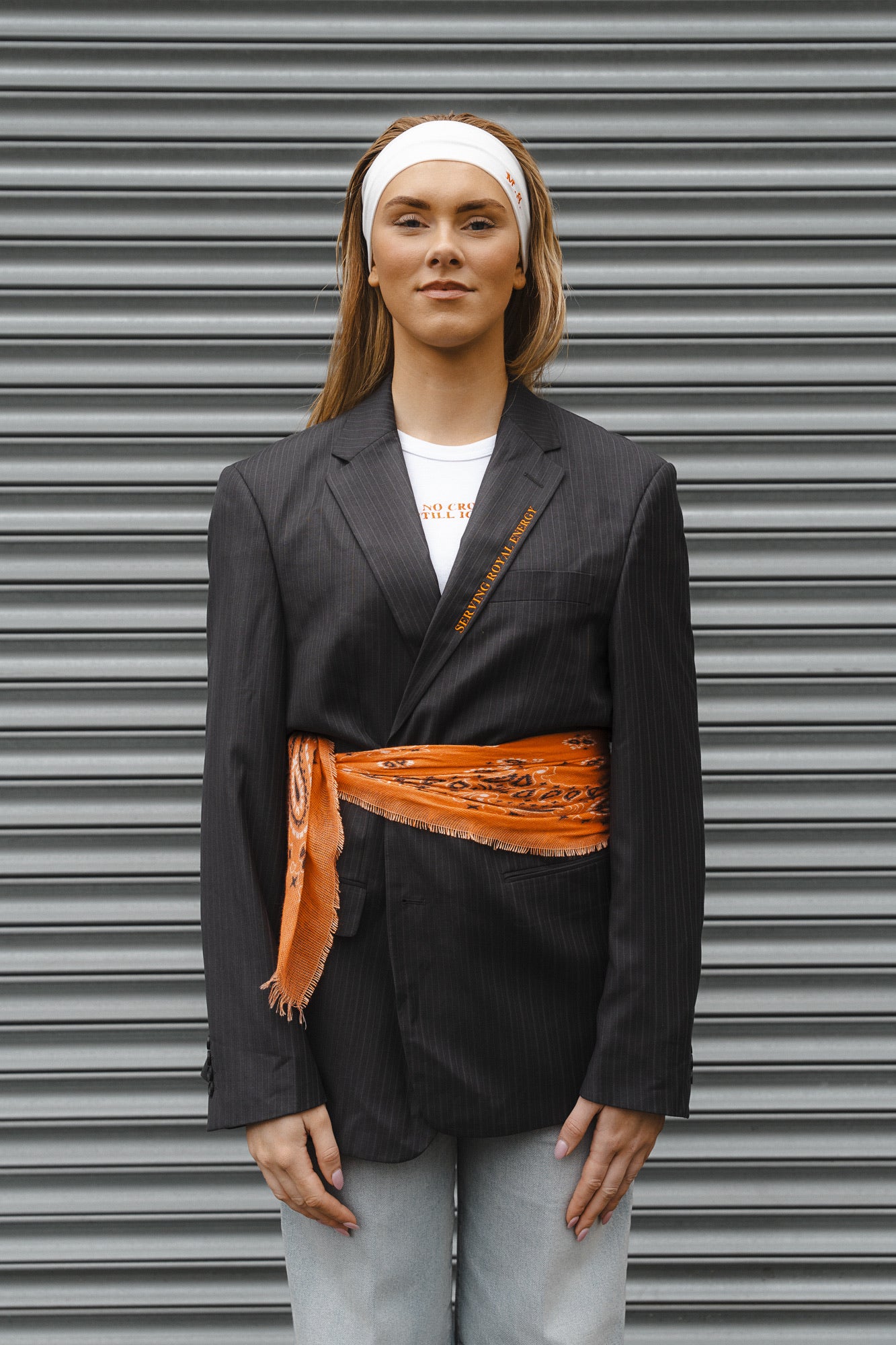 Serving royal energy blazer #8, size L, grey with pinstripe