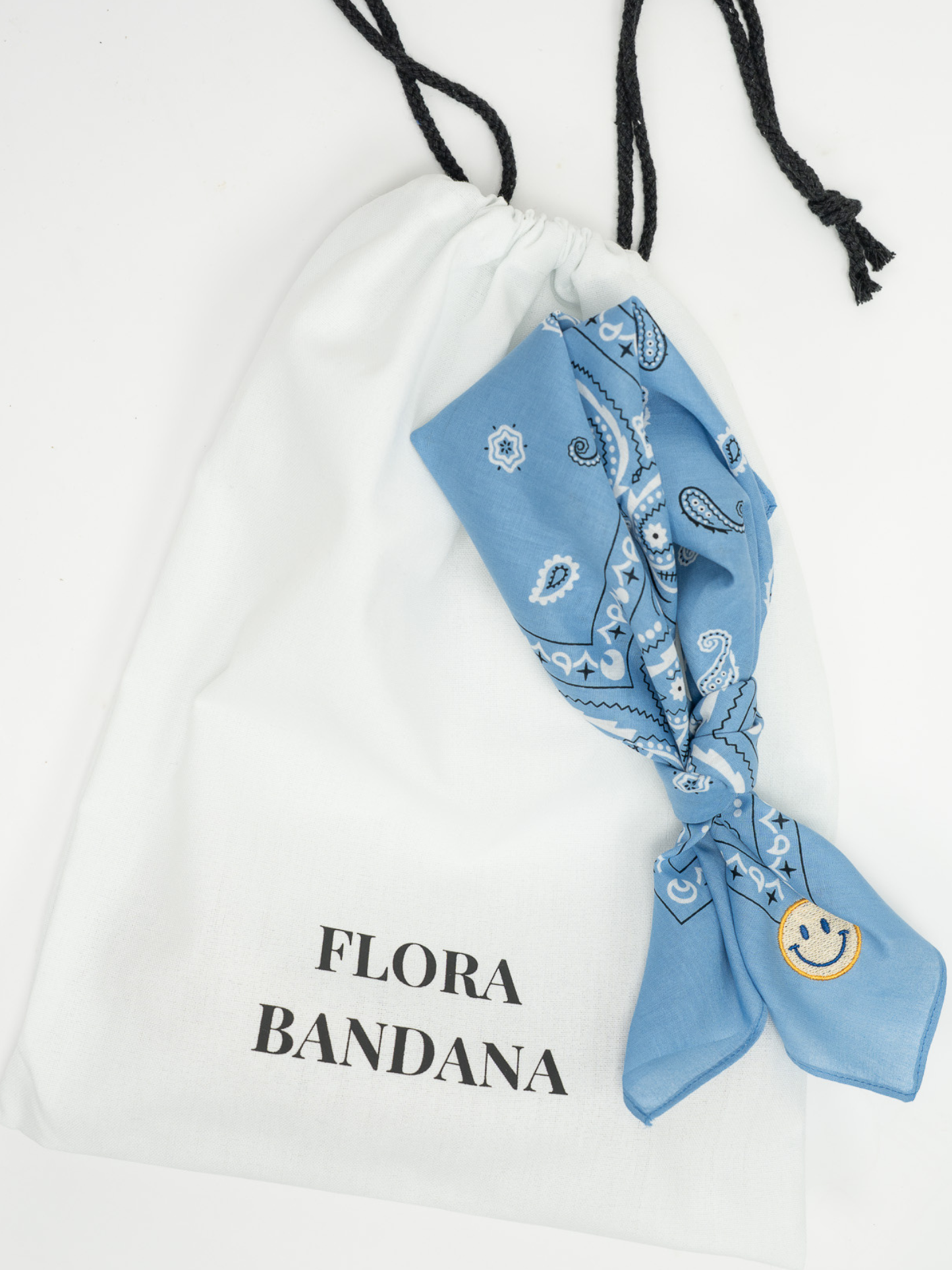 Flora Bandana Light Blue Smiley